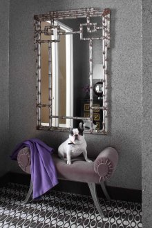 Лилаво кадифено тапицирано пейка