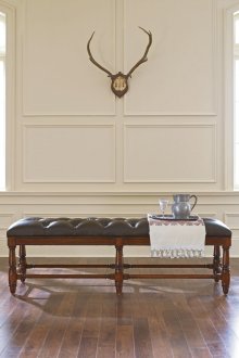 Кожена и дървена пейка