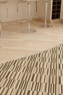 Комбиниран дизайн на кухненски под