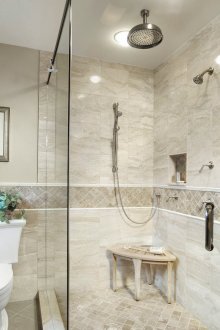 Душ без душ в уютна баня