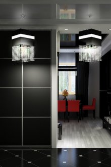 Черен килер в коридора