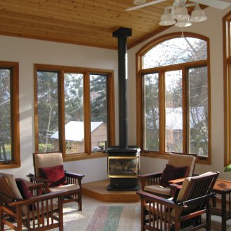 Прозорец с резба