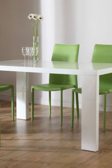 Зелени мебели