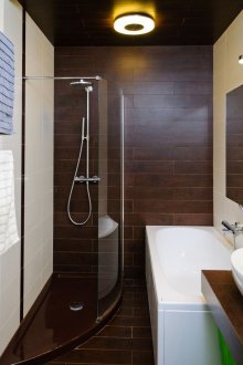 Красива кафява и бяла баня