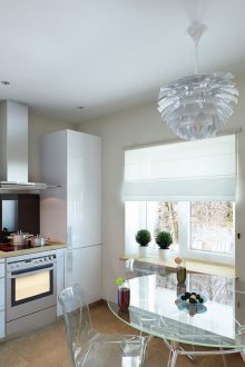 부엌의 유리 가구