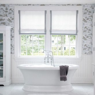 Баня с прозорец