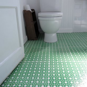 Плочка в хола