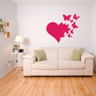 Пеперуди на стената