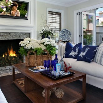 Лакирани мебели