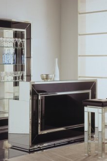 Конзолна маса