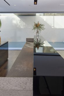 Стенни панели в стил Арт Нуво в коридора