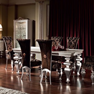 덮개를 씌운 의자