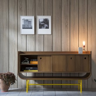 Ламинат на стената