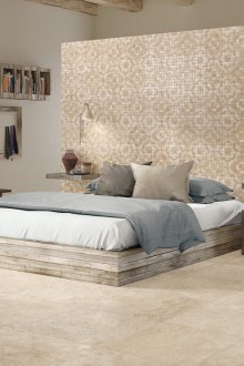 Cermin di dalam bilik tidur