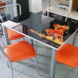 Разтегателна маса