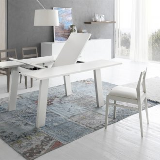 Разтегателна маса