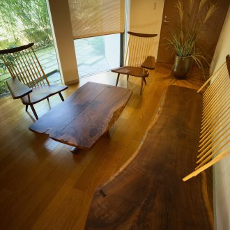 Лакирани мебели