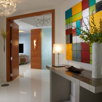 Конзолна маса