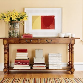 Конзолна маса