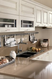 Самозалепващ се филм