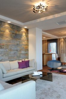 Шнур от килим в интериора на хола