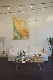 Сгъваема маса в хола