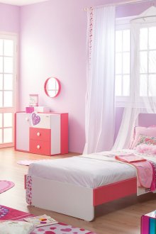 Розова детска стая