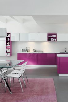 Лилава кухня