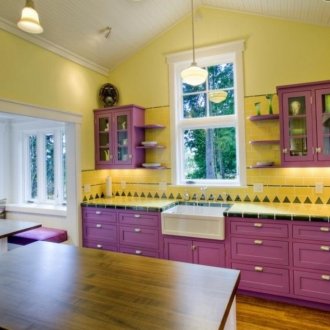 Лилава кухня