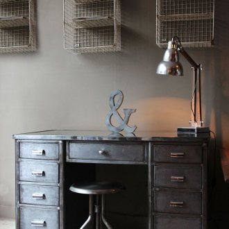 Възрастни мебели