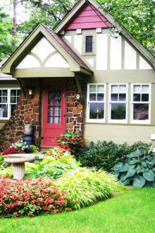 Предна градина