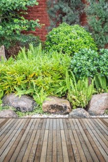 Предна градина