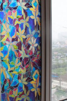 Самозалепващ се филм