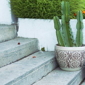 декоративна саксия