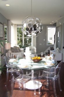 Резбована маса