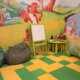 Етаж в детската стая