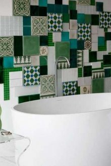 Спалня със зелено и люляк