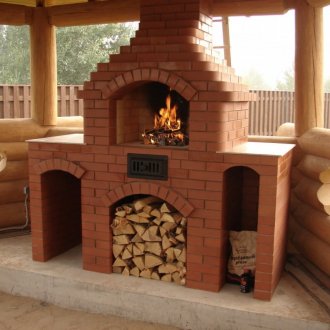 Беседка с барбекю