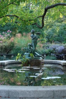 Фонтан за лятна резиденция