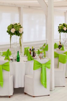 Украса за сватбена маса