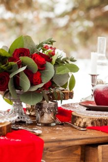 Украса за сватбена маса