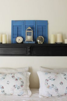 Рафтове над леглото