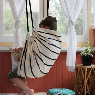 Стенен шкаф