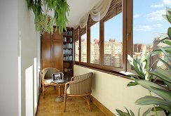 Blinds on the balcony