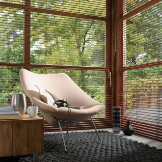 Щори на балкона