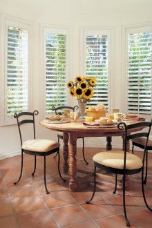 Кожен фотьойл върху метална рамка