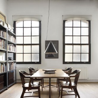 Каменни съдове за вечеря