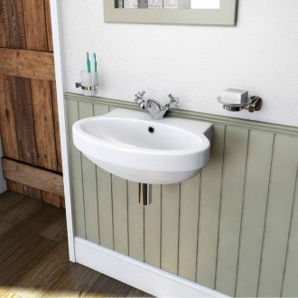 Вграден гардероб с огледало в интериора