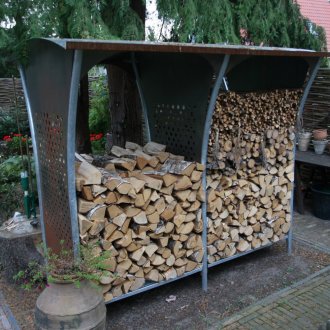 Метален трон стол