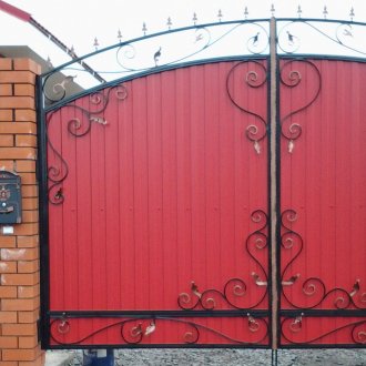 Гаражна врата